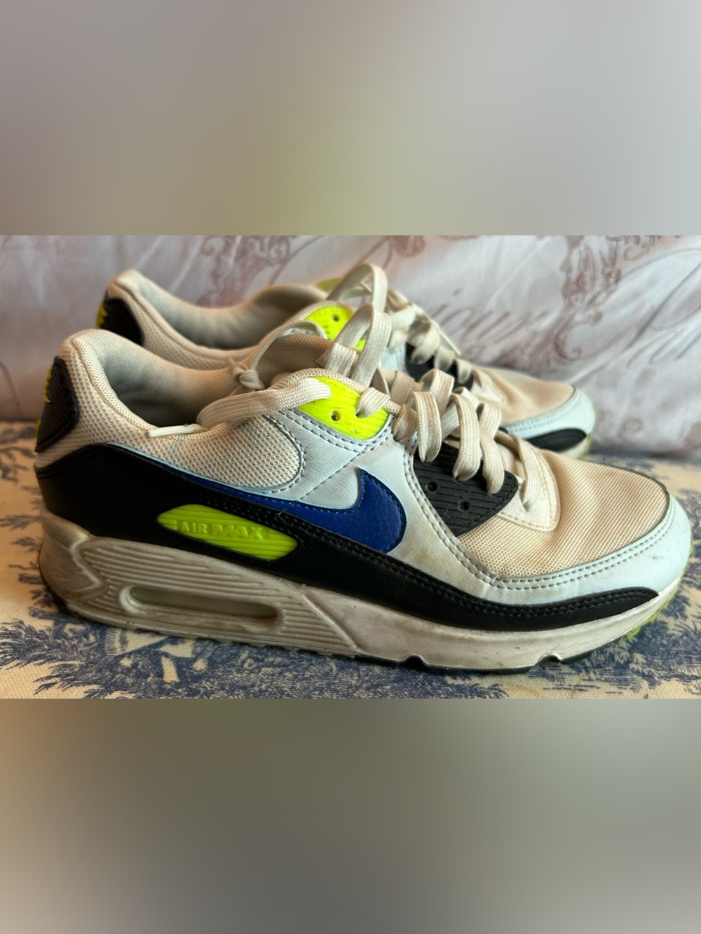Nike Air Max 90 White Blue Volt Sneakers Women’s Size 8.5 DH8010-102